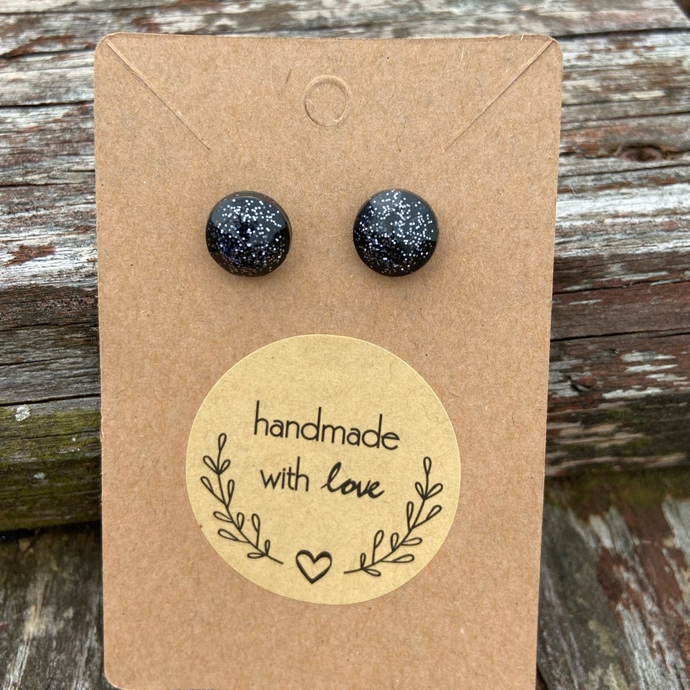 💋2/$10💋 Blinging Black Handmade Resin Earrings
